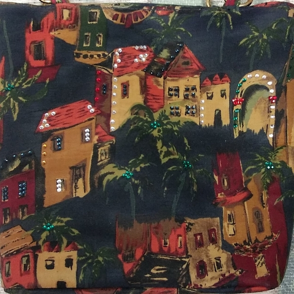 Tidy Cityscape Bamboo Handbag - Picture 2 of 11